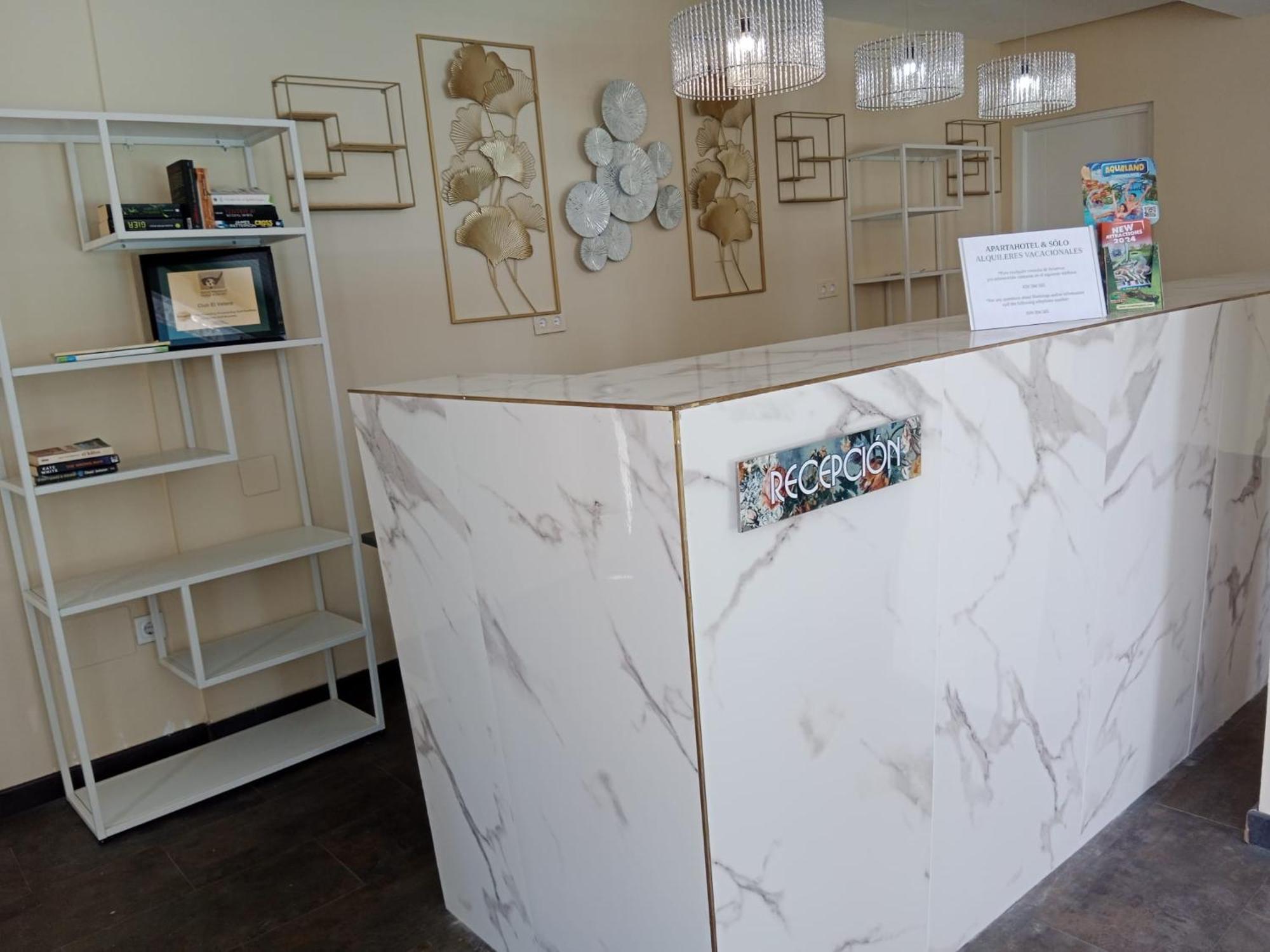 Apartamentos El Velero Torremolinos Dış mekan fotoğraf